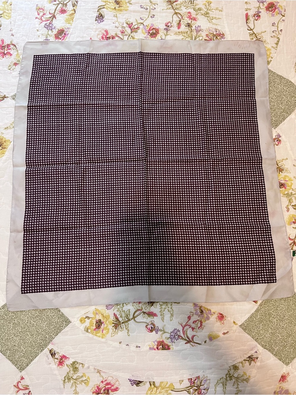 Vintage Glentex Square Scarf Houndstooth Made in Italy